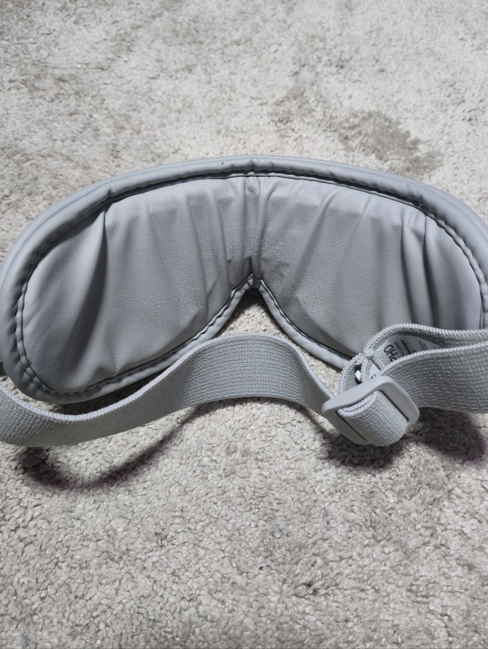 RENPHO Eye Massager with Heat & Vibration, 5 Massage Modes - Picture 3 of 4